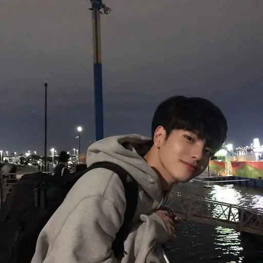 YellowWhale7176의 민혁