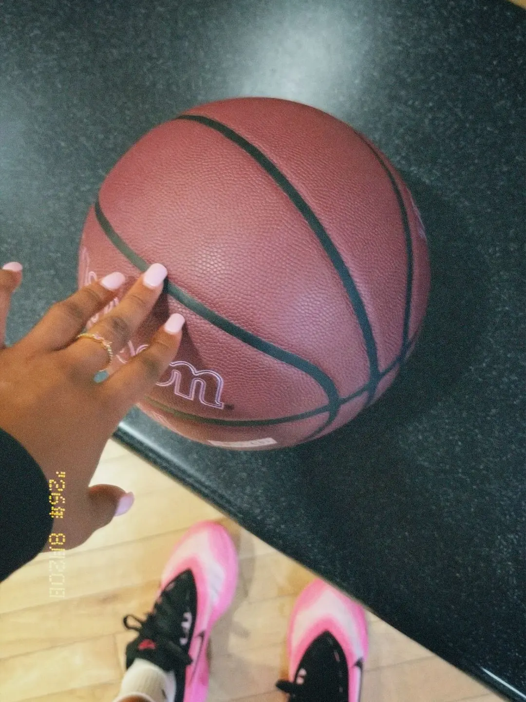 uudontknowme의 𝐁𝐚𝐬𝐤𝐞𝐭𝐛𝐚𝐥𝐥 🏀
