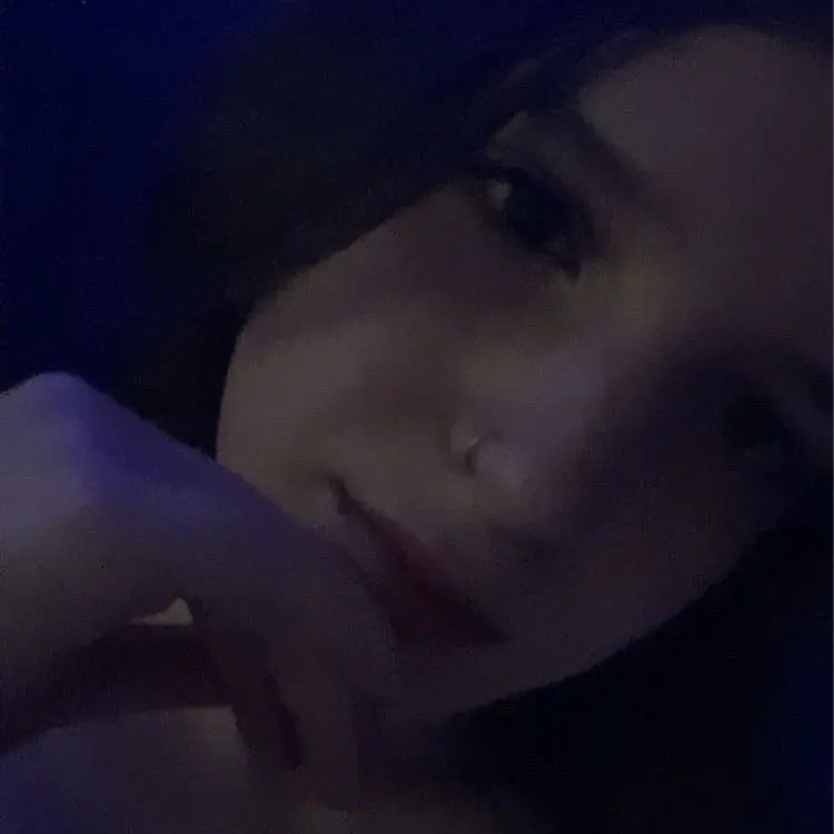 UniqueCouch5268의 Late Night Confessions