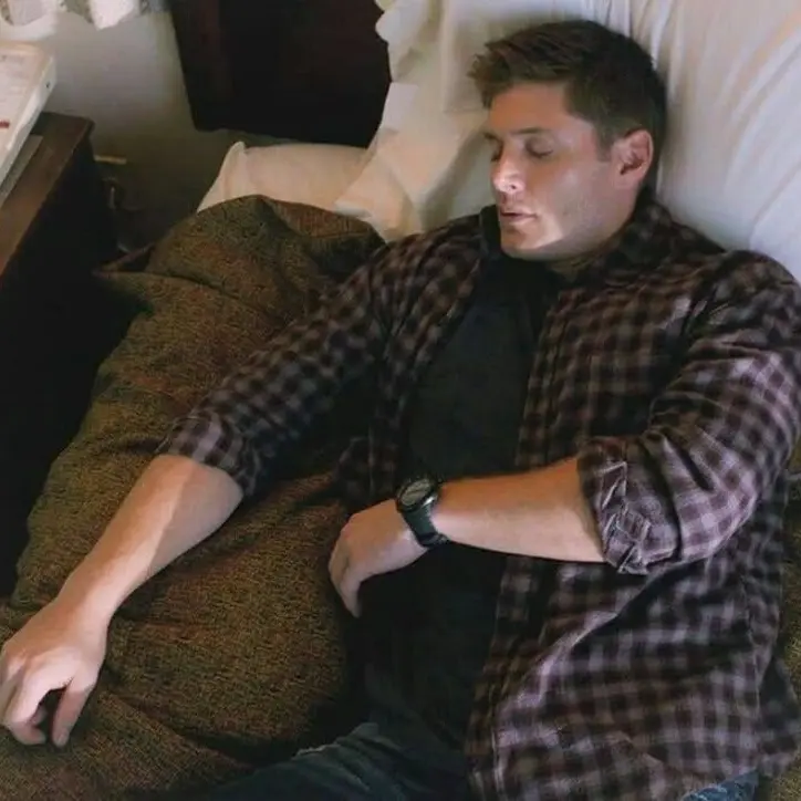 ADkeeplivingholdittogether의 Dean Winchester