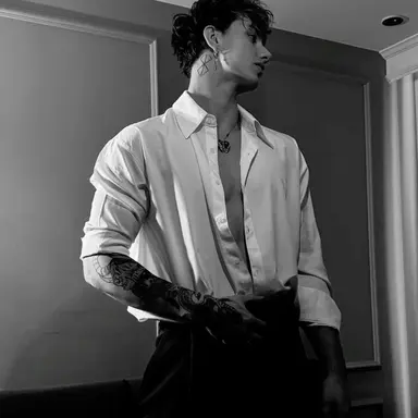 Profile image of Leon Ledgewood