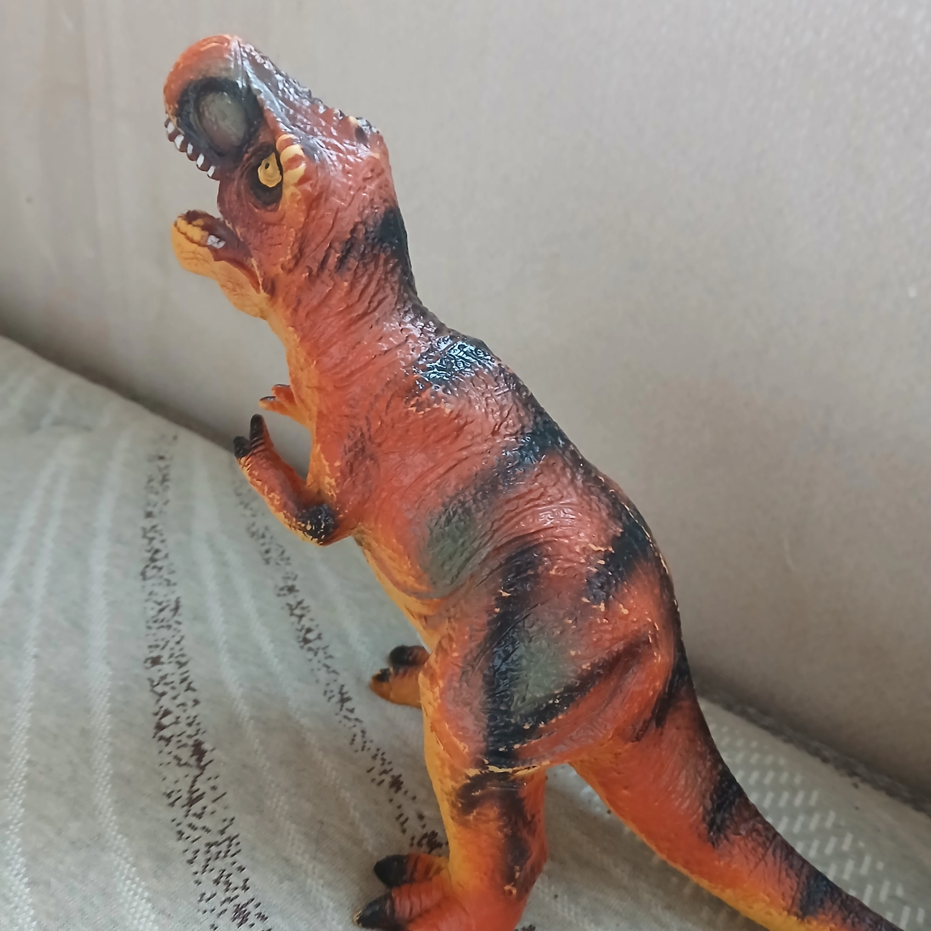 티라노