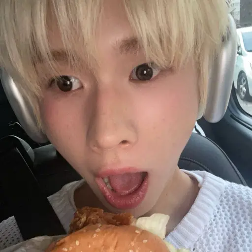Shdhdjdoej의 이경민