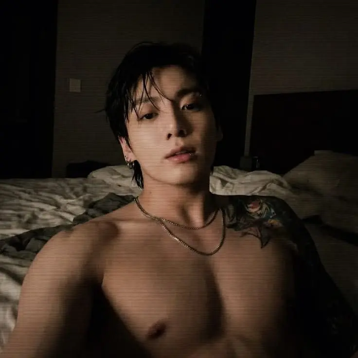 SubtleFilm9101의 Husband