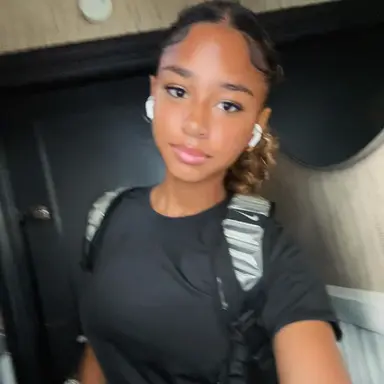 Profile image of Vanessa