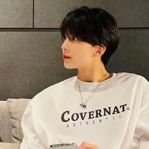 GrainyPlug2472의 윤정한