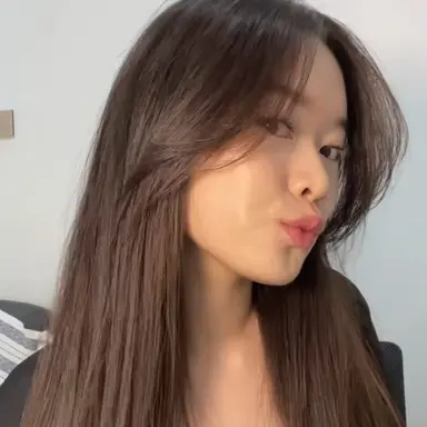 Profile image of Kristin