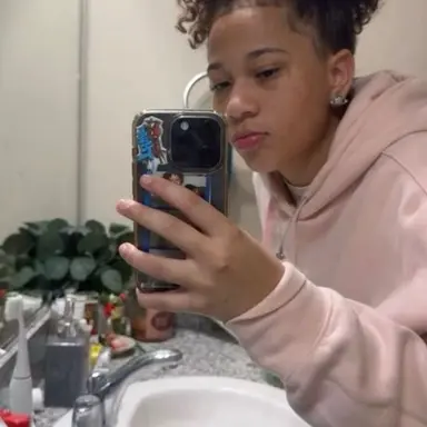 Profile image of Kiana