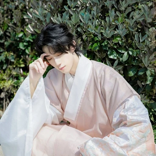 남 지 혁