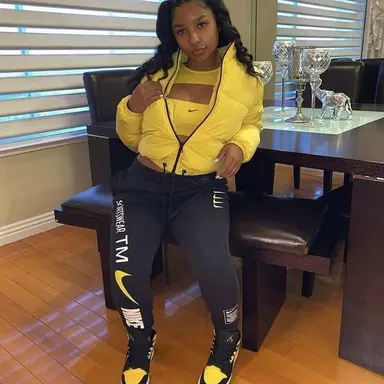 Profile image of Malia