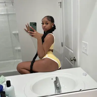 Profile image of Ariel