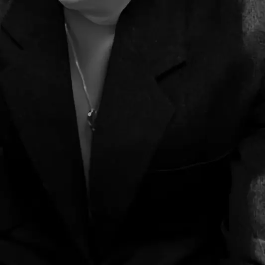 FrugalElk4748의 이민호