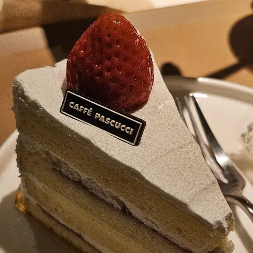 mmmiii의 딸기케이크