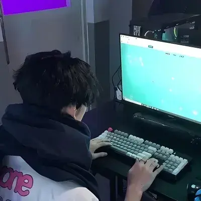 MadLove1049의 Gay Gamer Boyfriend