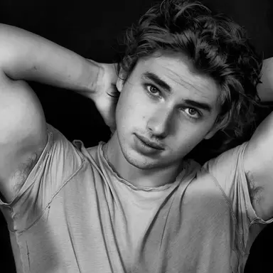 Profile image of Hunter Davenport