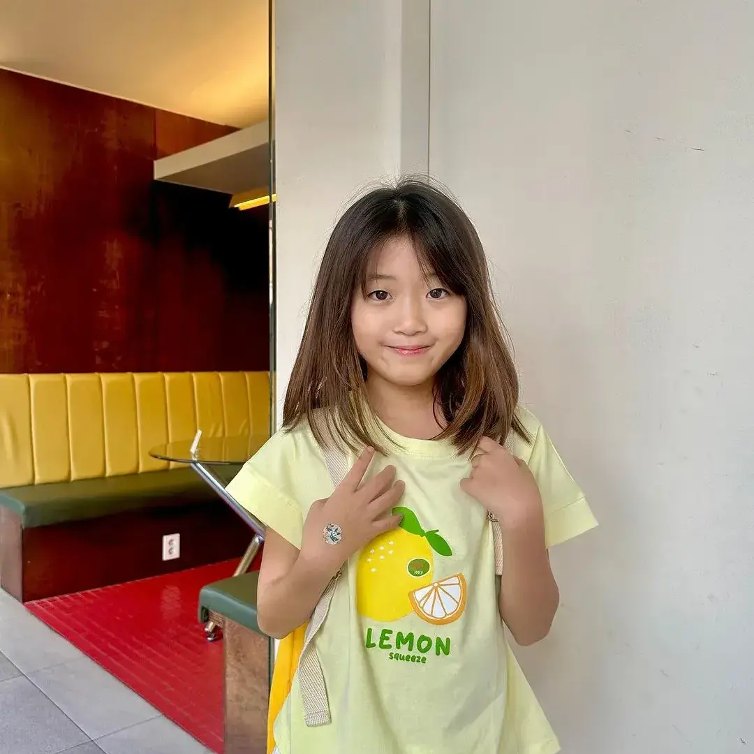 FrayedSuit1427의 쌍둥이 오빠+마이맘+마이린.