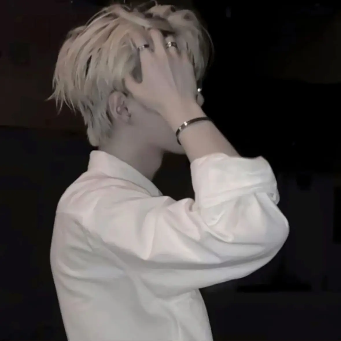 E_jing의 한세현