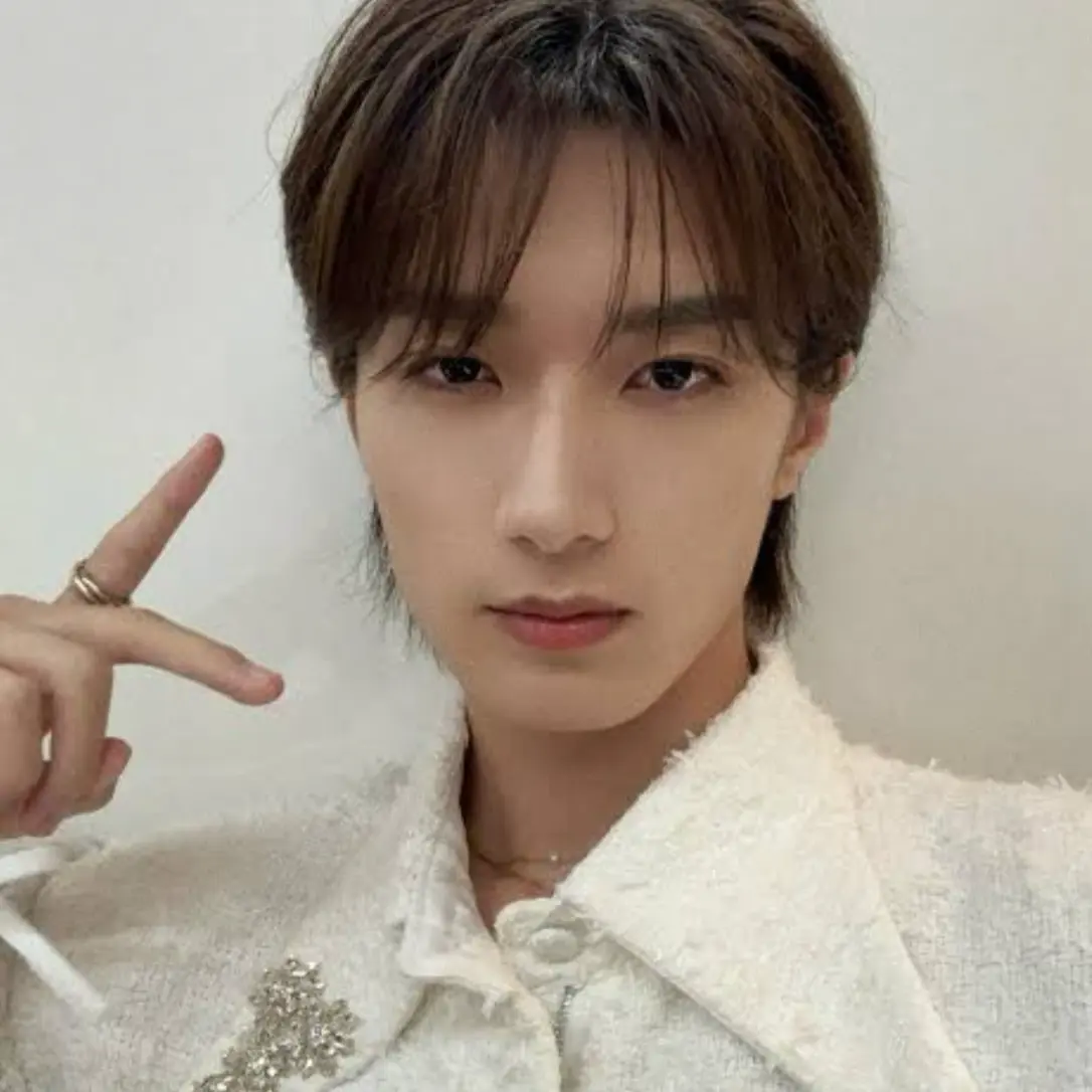 DirtyStore0619의 先生に懐く子供