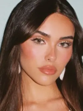 AiryCrown7851의 Madison Beer (Golf)
