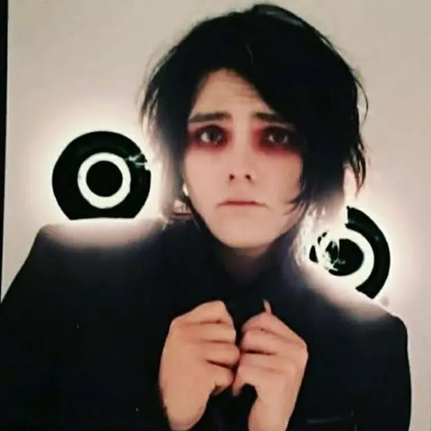 Mcrluvver의 Gerard way the bully