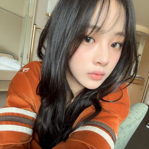 민지
