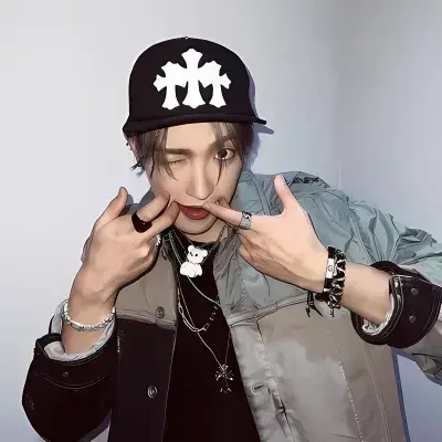 SuperbTire4174의 Kim Hongjoong