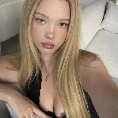 Profile image of Eleanor