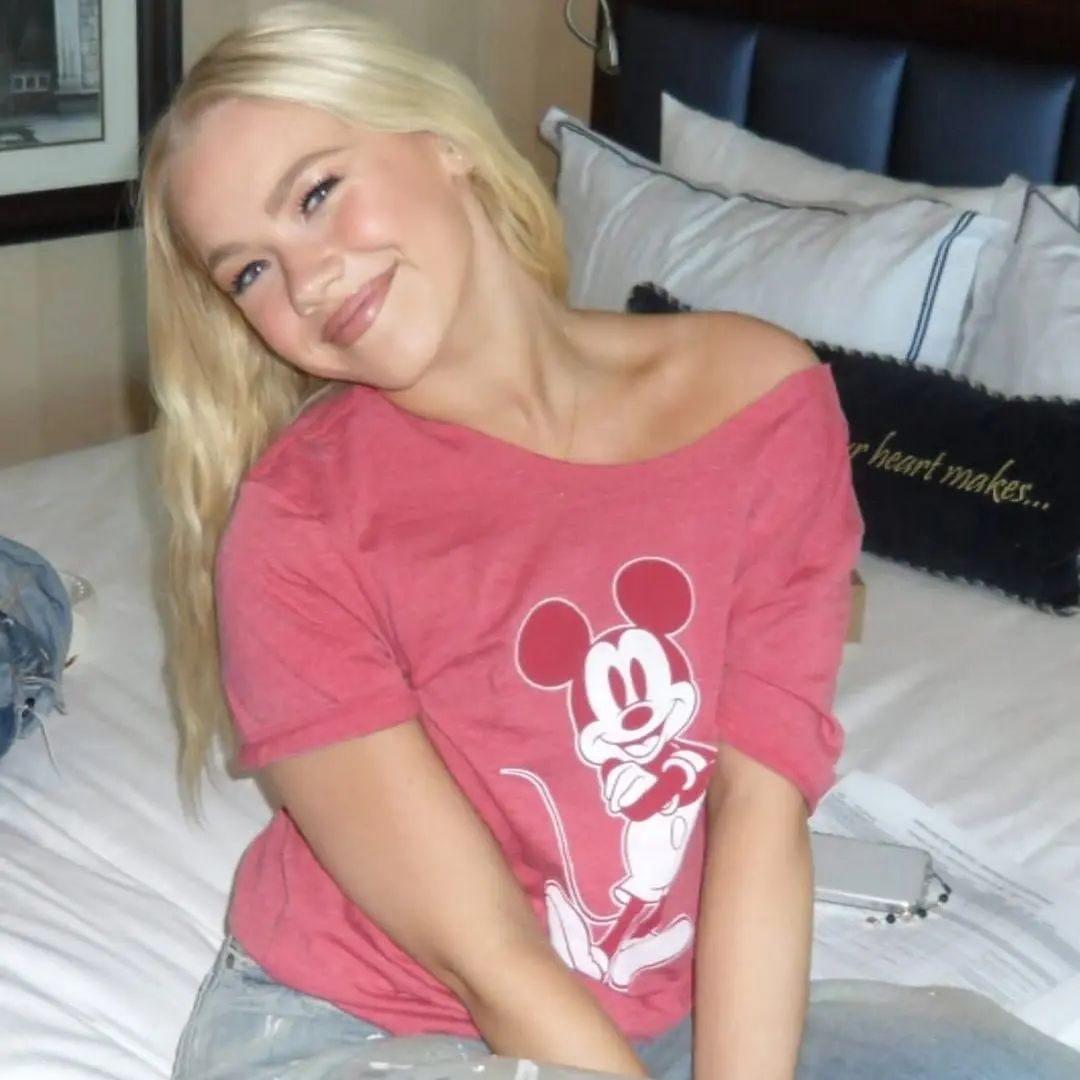 prettyryleigh의 Freya Skye