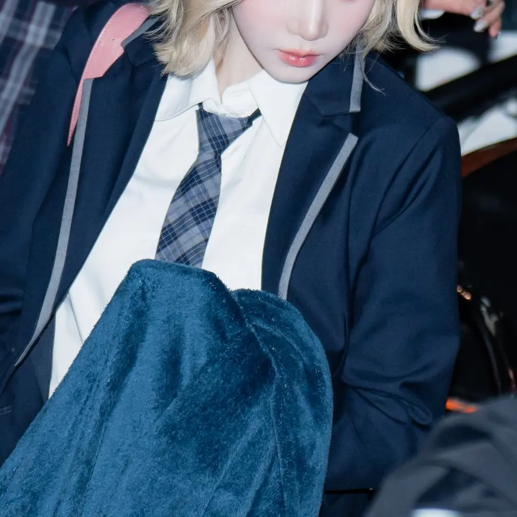 ClumsyDust2269의 김나경