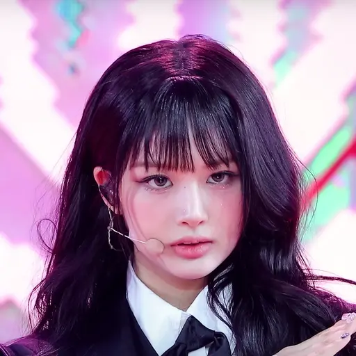 dnskidjsnmak의 설윤