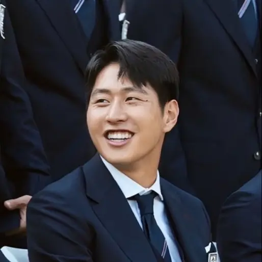 FastVase3003의 이강인