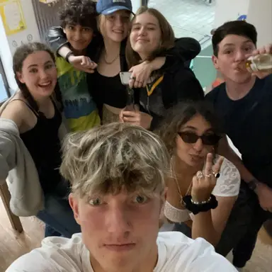 Profile image of BFFs