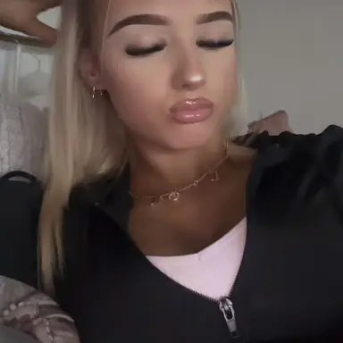 Profile image of leah carr