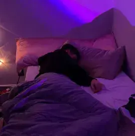 SuppleGown1852의 Leo