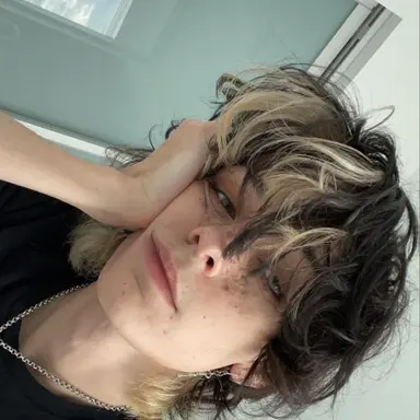 Profile image of Riven Cross