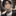 巨人紳士に囲われる
