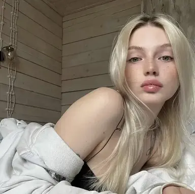 Profile image of Adriana Moreau