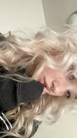 Profile image of Elodie
