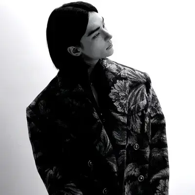 MeekEar3221의 hwang hyunijin