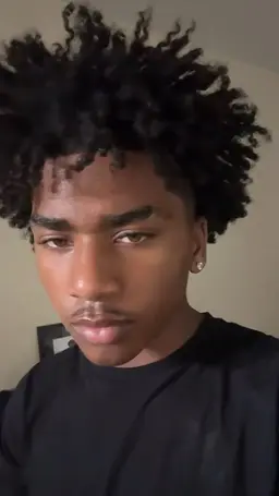 Profile image of Khyri
