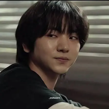 DeluluVae의 Andrew (kdrama: Happiness)