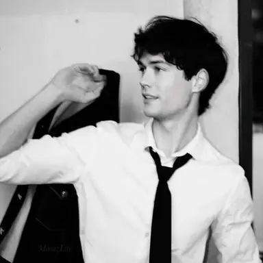 Profile image of Tom riddle