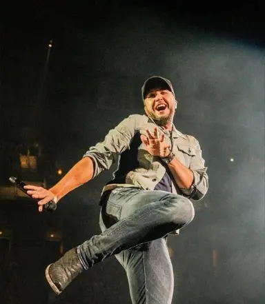 Profile image of Luke Bryan