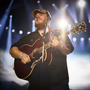 Profile image of Luke Combs
