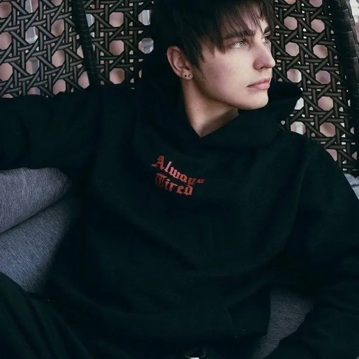 DearHair8613의 Colby Brock trap house
