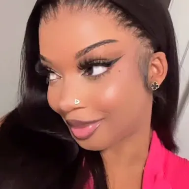 Profile image of Naomi