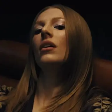 Profile image of Jules vaughn