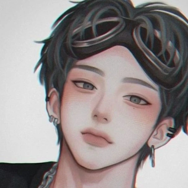 강 민 현