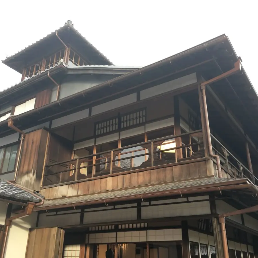 CostlyAunt3530의 旅館バイト