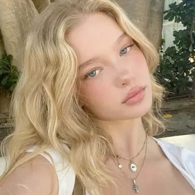 Profile image of Lucy